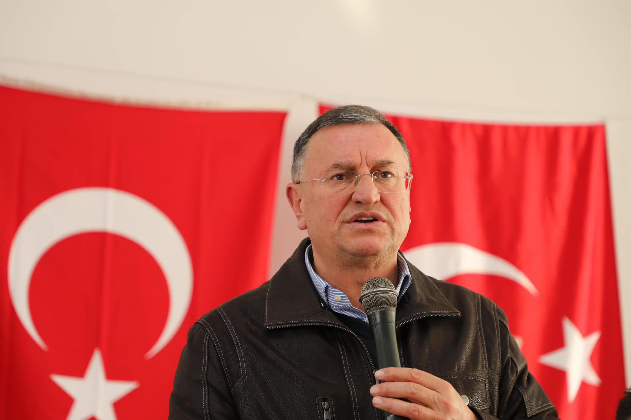 Cumhuriyet Halk Partisi’nden (CHP) ihraç edilen eski Hatay Büyükşehir Belediye