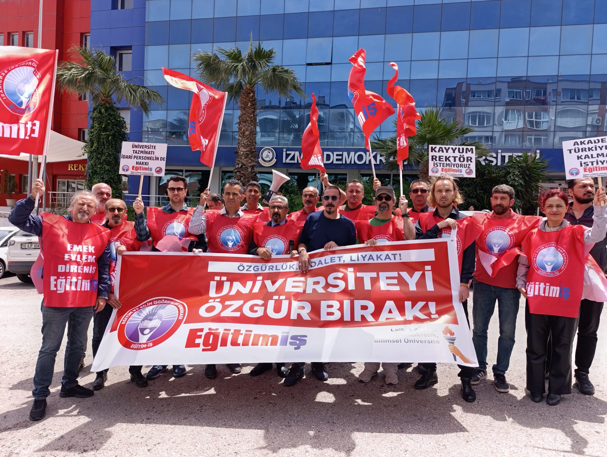 Utku Çelik-Eğitim İş İzmir 4 Nolu Yüksek Öğretim Şubesi, İzmir