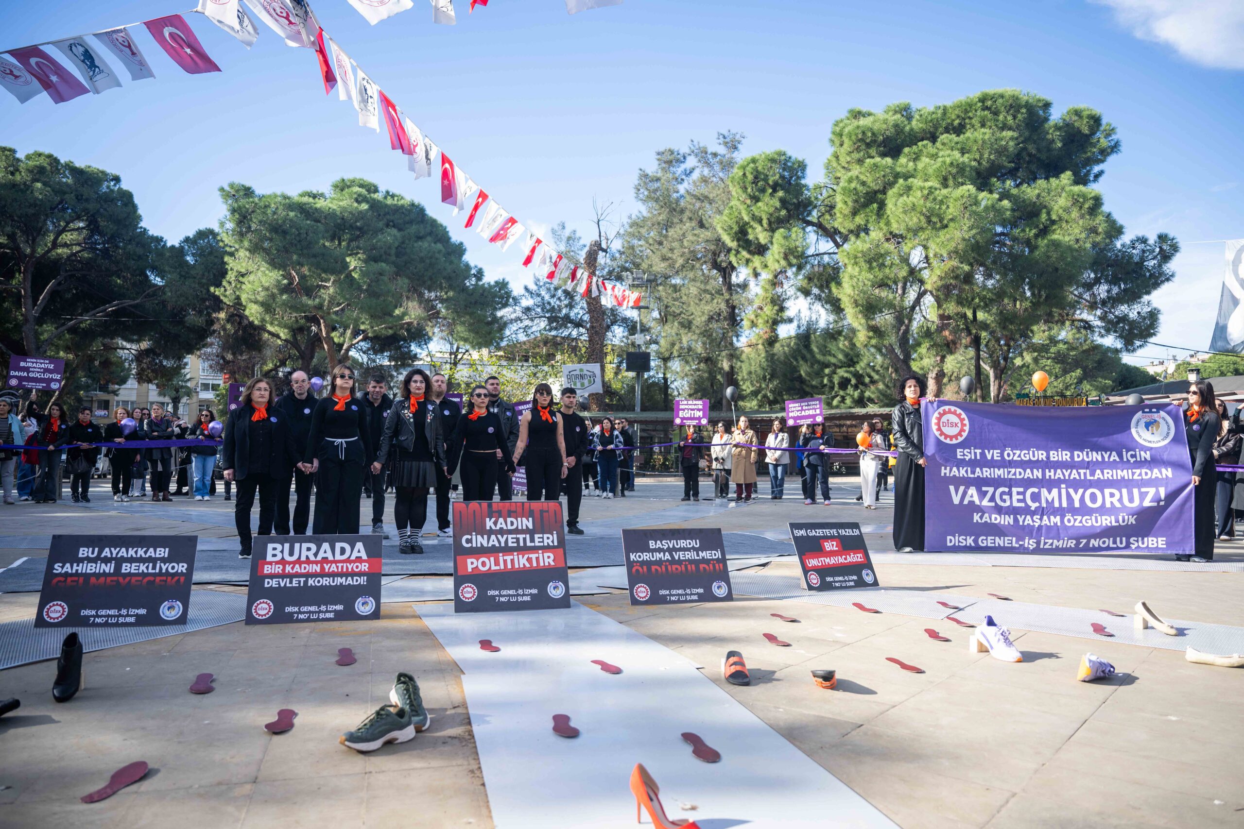 Bornova’da 25 Kasım dayanışması ARK 0038 2 scaled