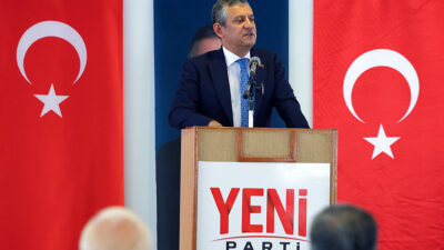 Yeni Parti Genel Başkanı Özgür Özel, Anadolu Kulübü'nde gerçekleştirilen ilk